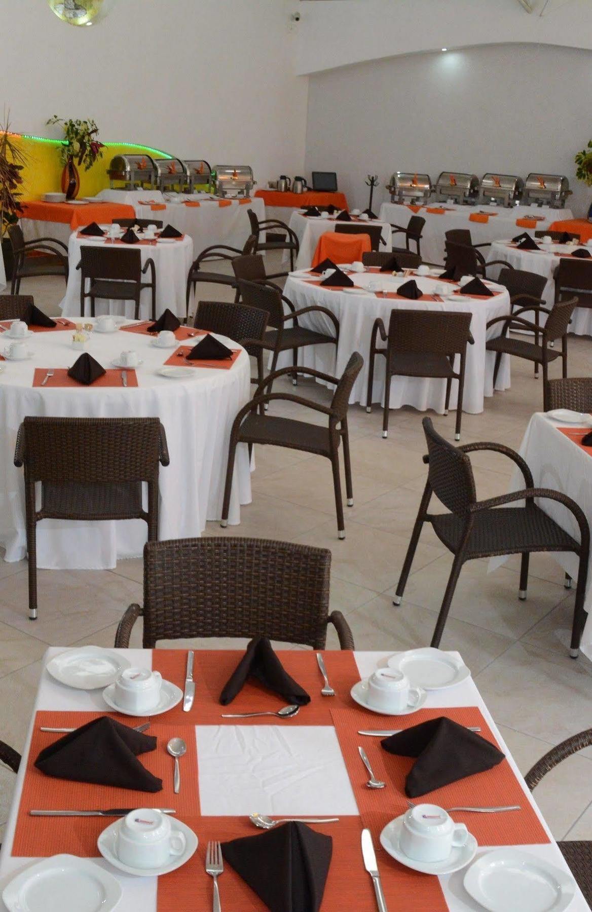 Hotel Magico